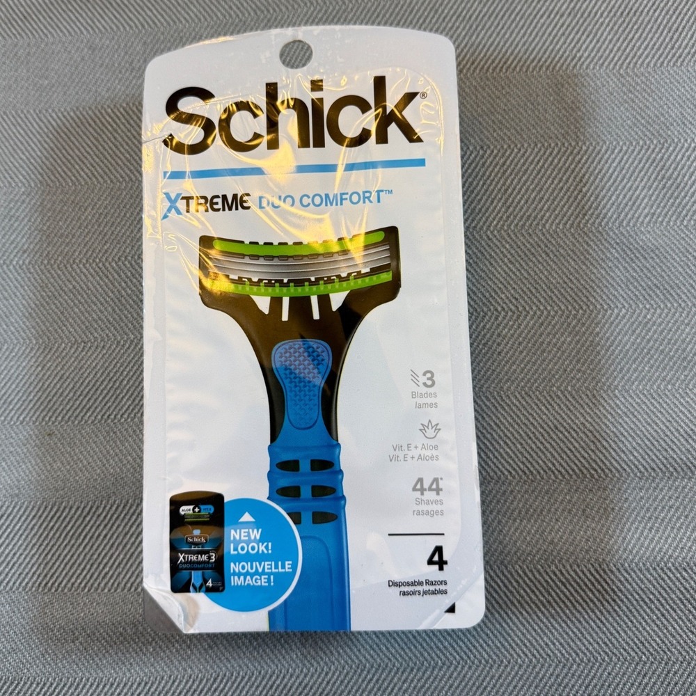Schick Xtreme Duo Comfort Disposable Razors 3 Blades Vit E Aloe 4 Count Blue